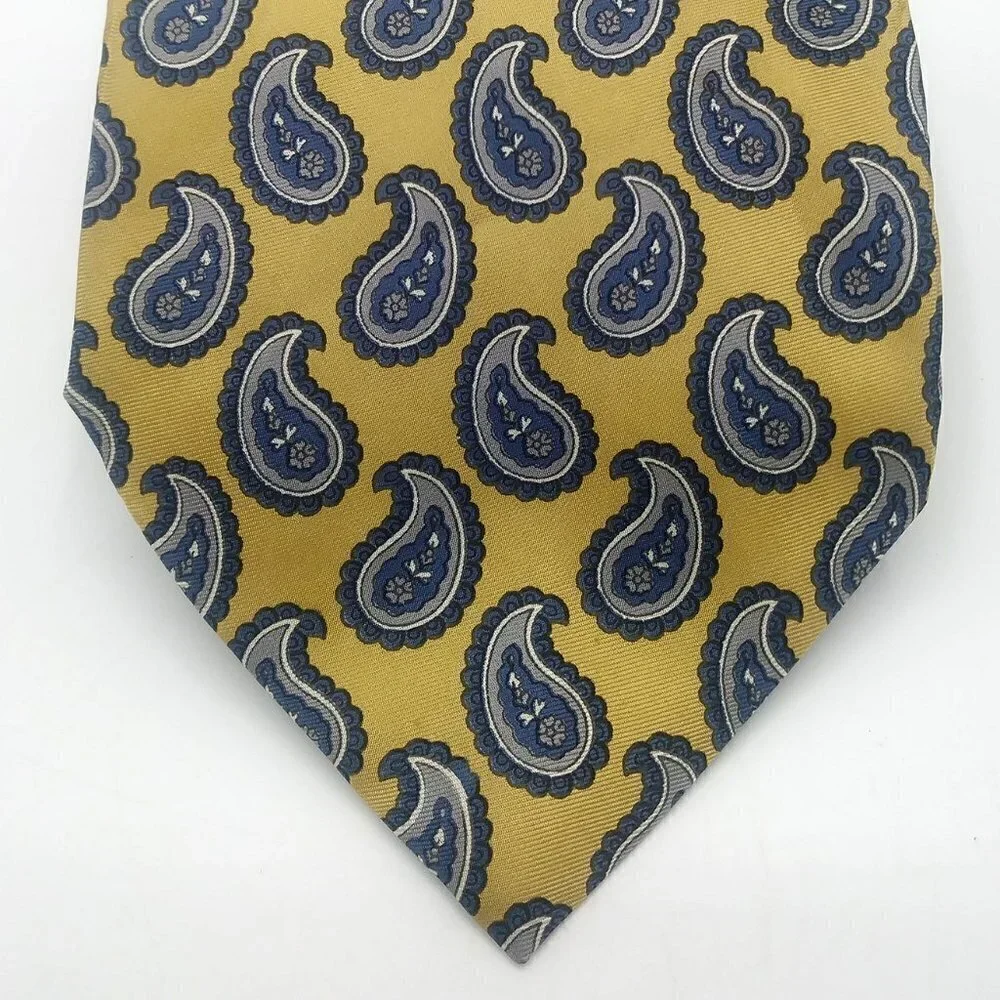 Essex Row Paisley Tie
